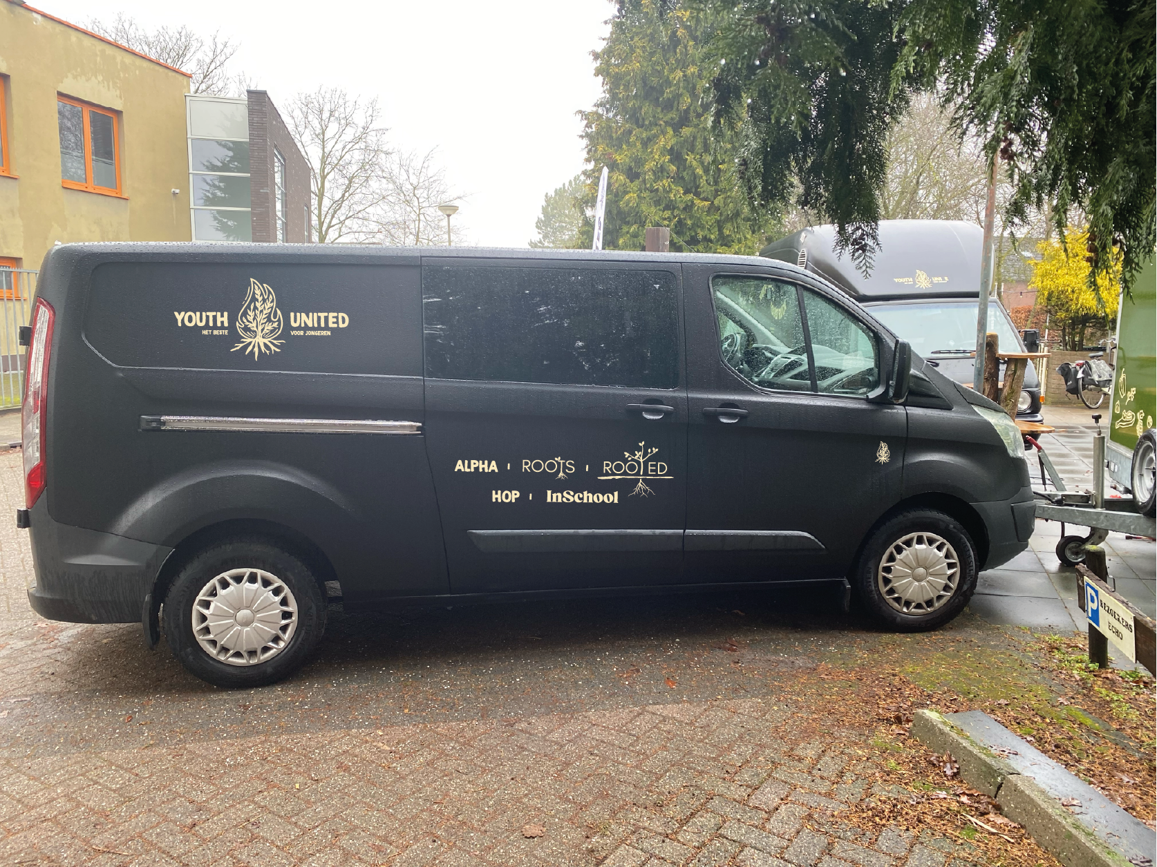 Busbelettering design
